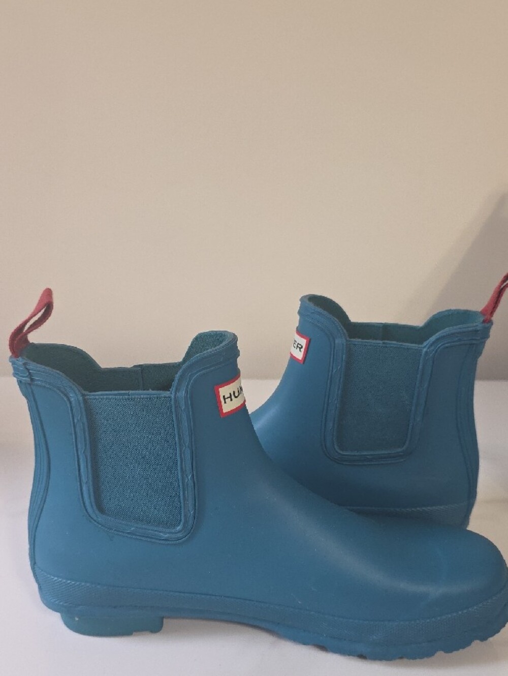 Hunter Womens Teal Chelsea Rain Boots with Red Pull Tabs - Picture 5 of 10